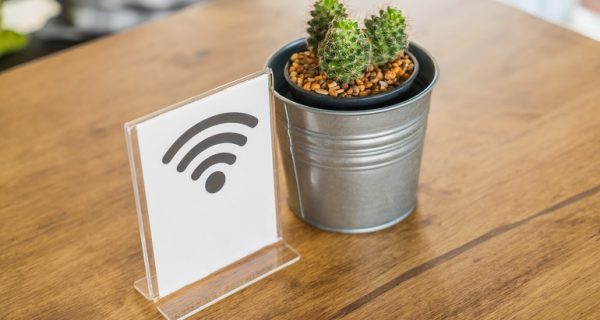 これだけは外せない！WiFiに自動接続する定番アプリ4選！！